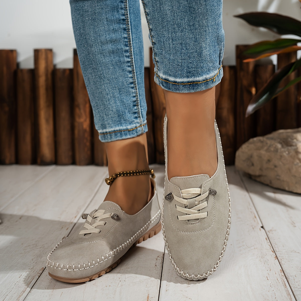 Vera | Mocasín de Ante para Mujer con Cordón Elástico y Costuras Artesanales