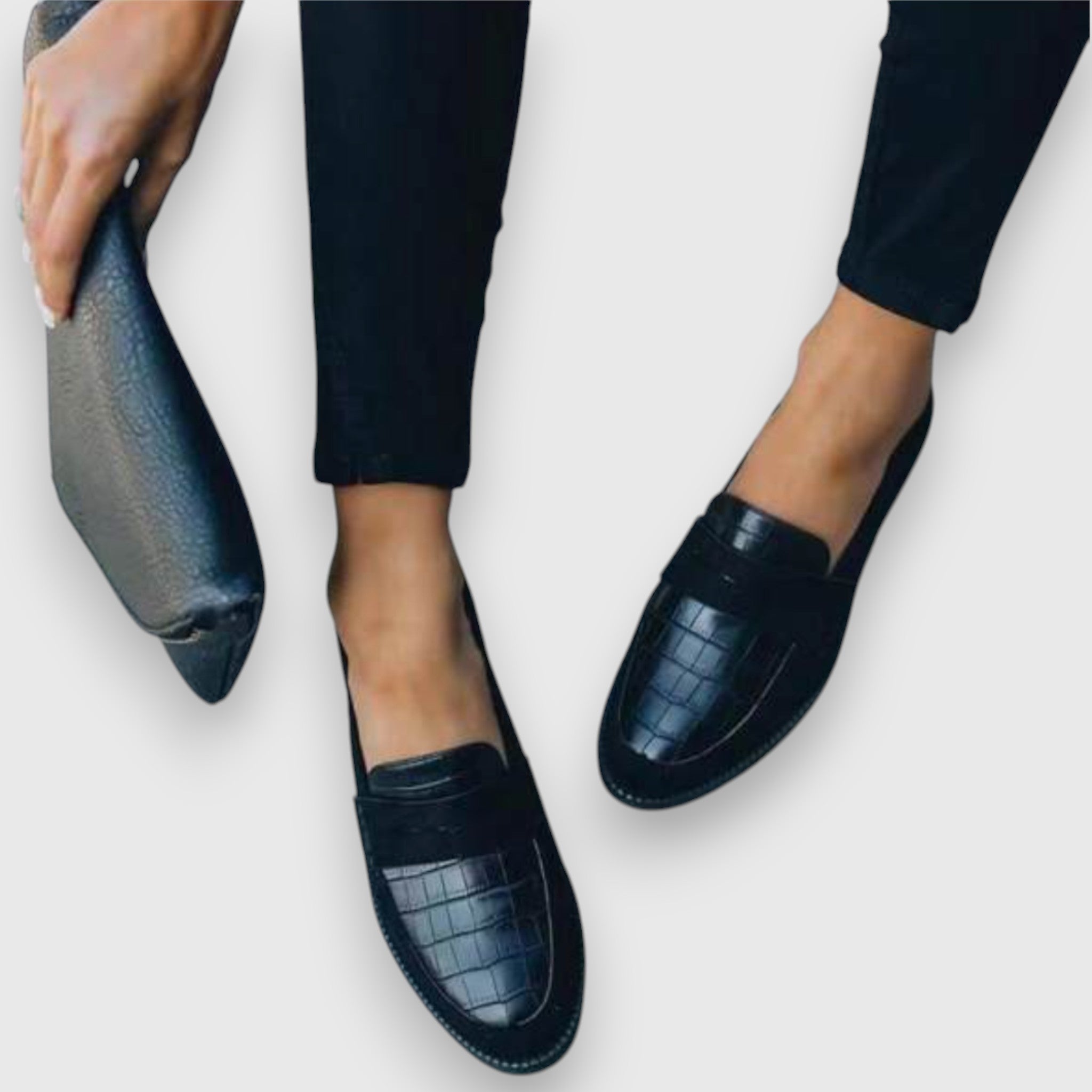 Sara™ | Chic Moccasins