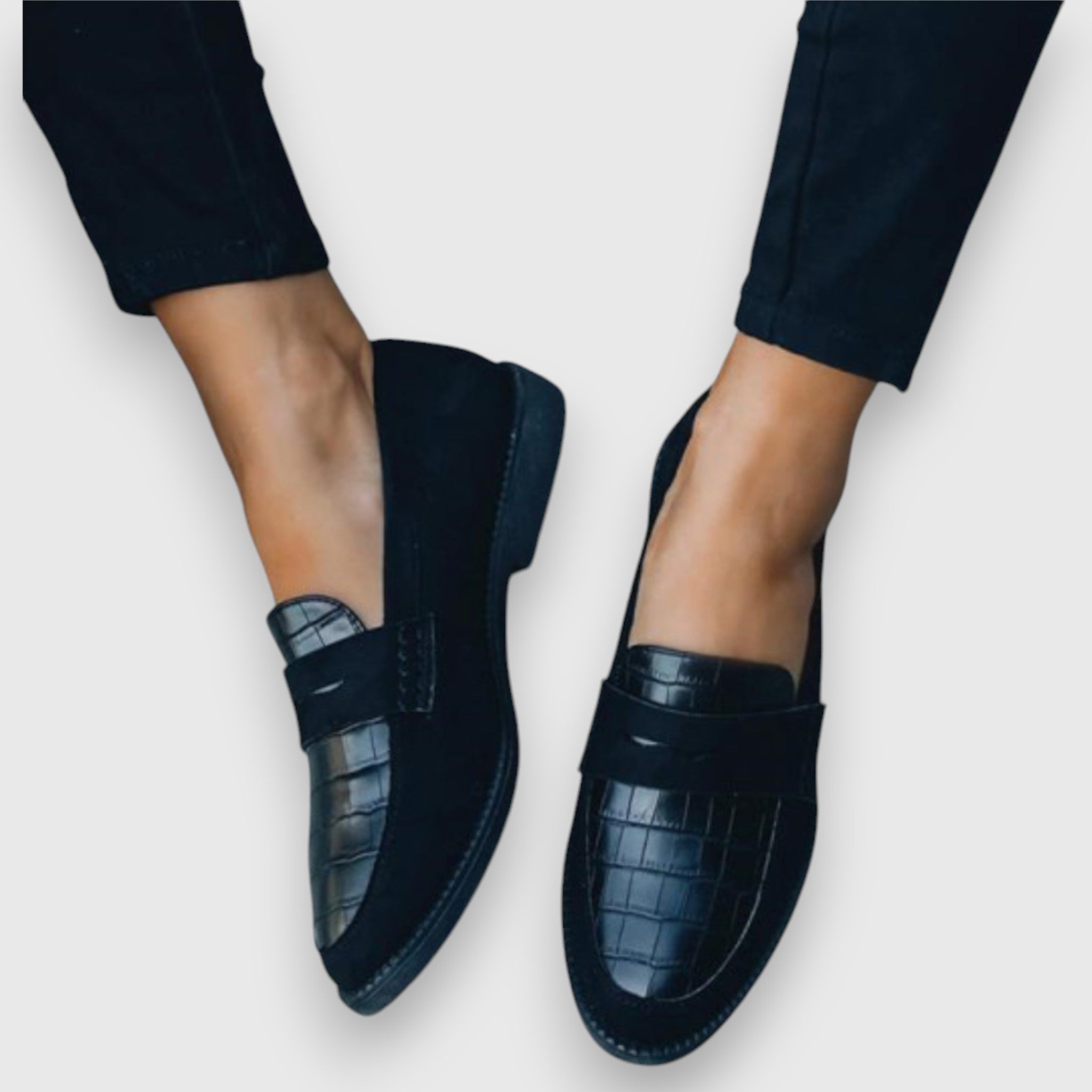 Sara™ | Chic Moccasins