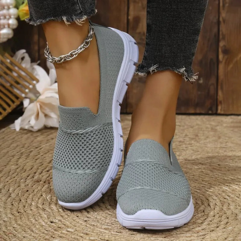 Norella | Zapatilla Slip-On de Confort con Parte Superior de Punto y Suela Ligera