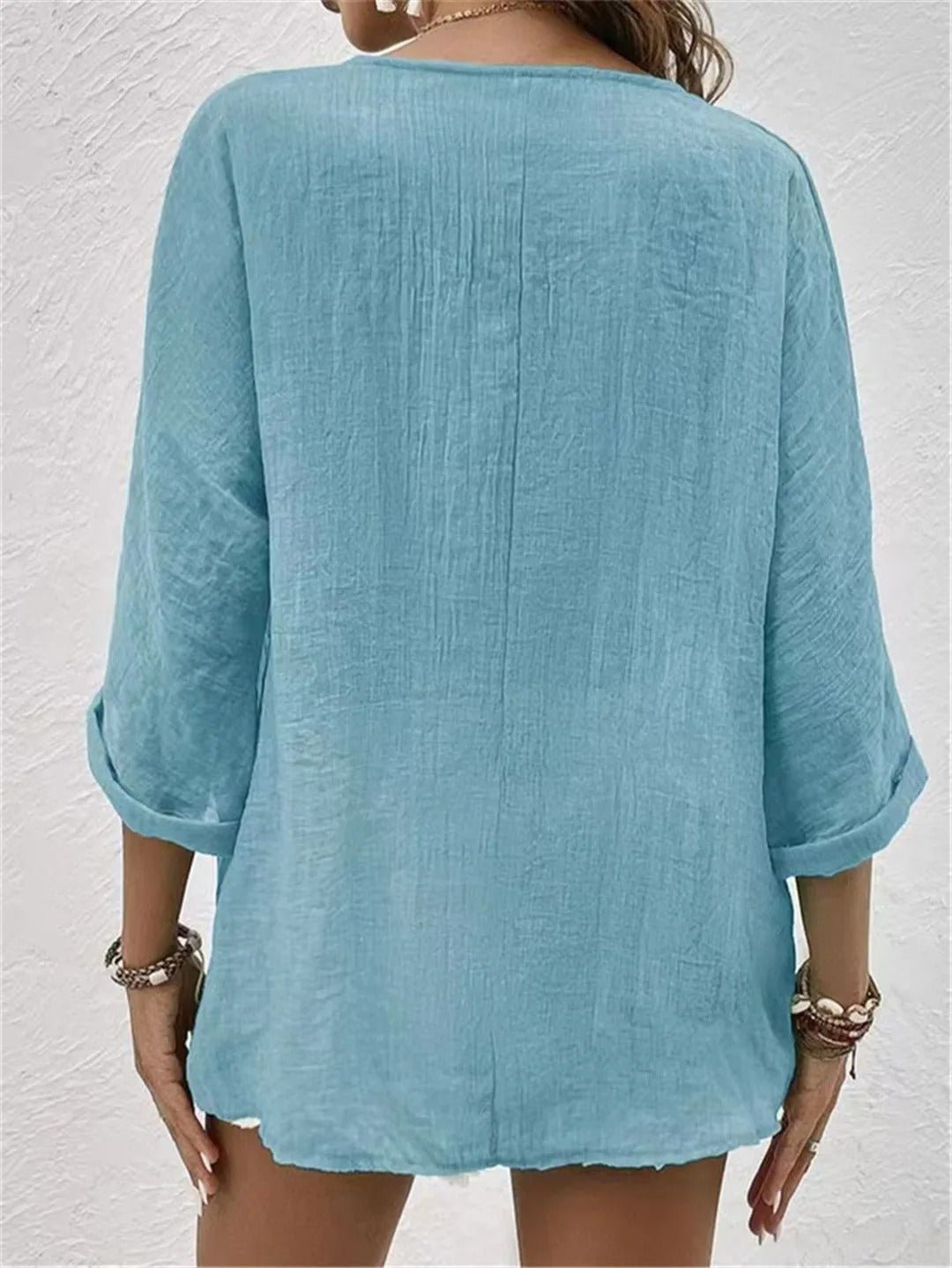 Fayo | Blusa Holgada con Escote en V y Botones