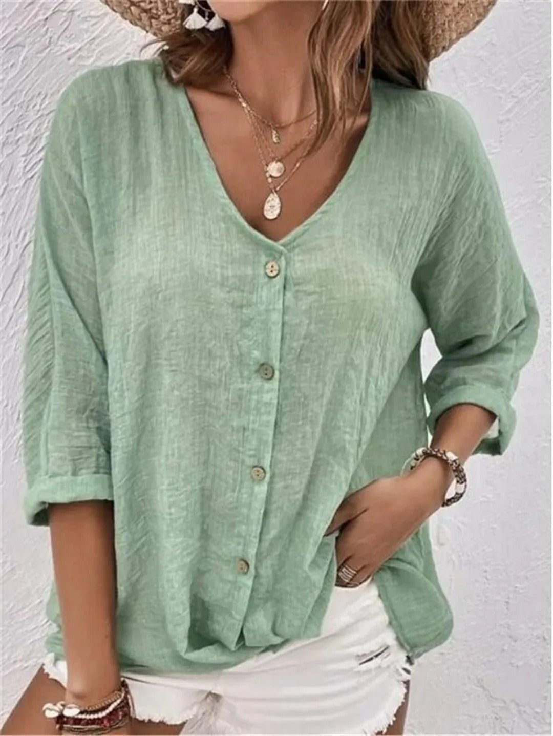 Fayo | Blusa Holgada con Escote en V y Botones