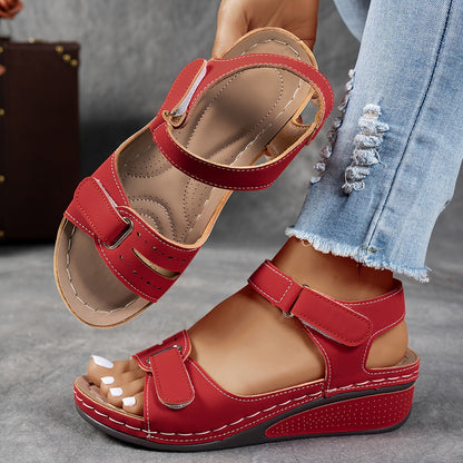 Célima | Sandalias de Confort con Tiras Ajustables y Cuña
