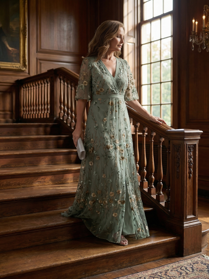 Selora | Vestido Maxi Fluido con Escote Halter y Estampado Floral