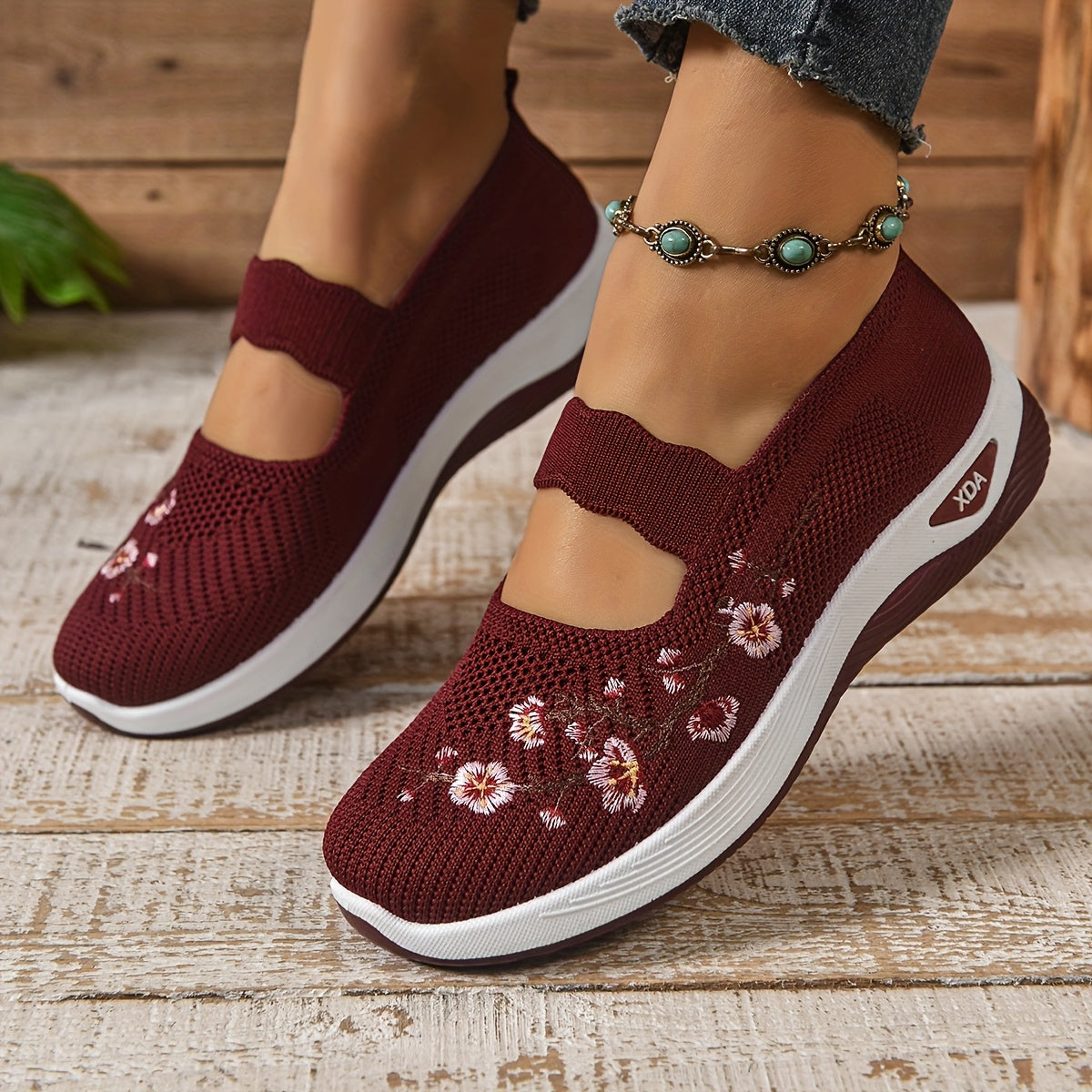 Elira | Comfort Instappers met Geborduurde Bloemen en Stretch Bovenwerk