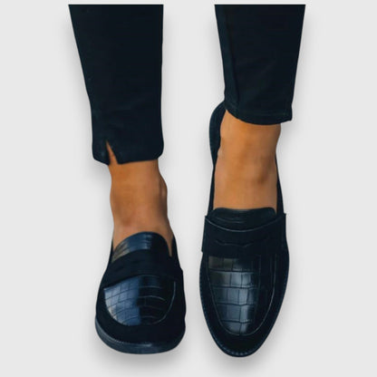 Sara™ | Chic Moccasins