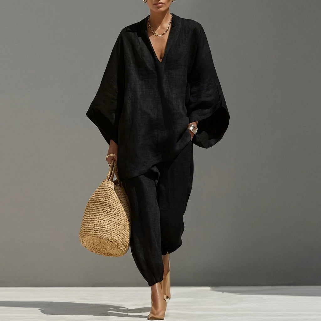 Marina |  Blusa Murciélago y Pantalón Ancho en Tejido Transpirable
