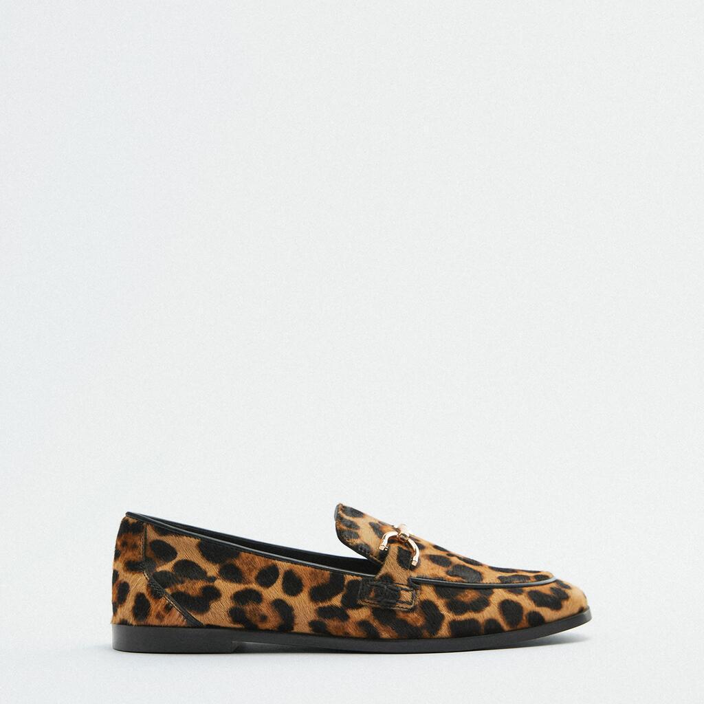 Adrianna - Daring Leopard Print Moccasins