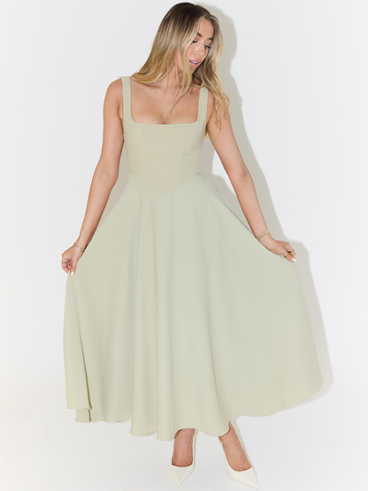 Abito | Vestido Midi con Escote Cuadrado y Falda Evasé