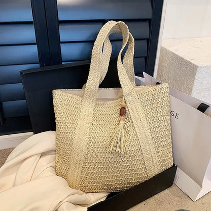 Alma | Bolso Tote de Rafia Trenzada con Borla Decorativa