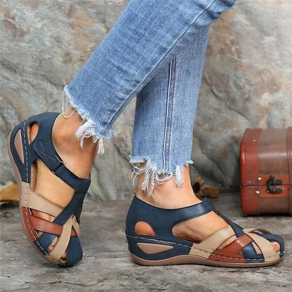 Greta | Dames Orthopedische Sandaal met Gevlochten Leren Banden en Sleehak