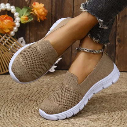 Norella | Zapatilla Slip-On de Confort con Parte Superior de Punto y Suela Ligera