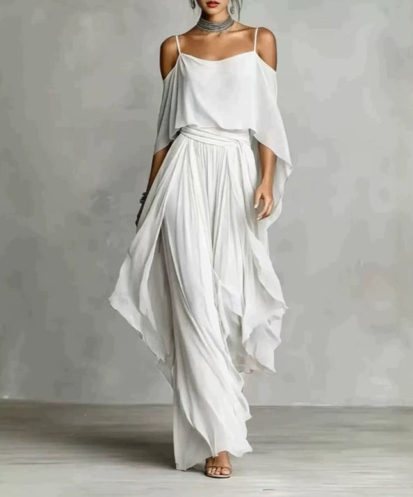 Isabela | Vestido Largo de Gasa con Hombros Descubiertos y Capas Fluidas
