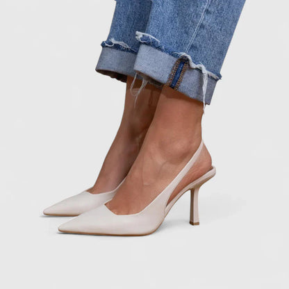 Luna | Salón Slingback de Tacón Fino con Ante Camel