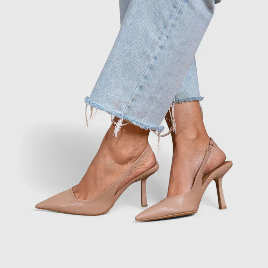 Luna | Salón Slingback de Tacón Fino con Ante Camel