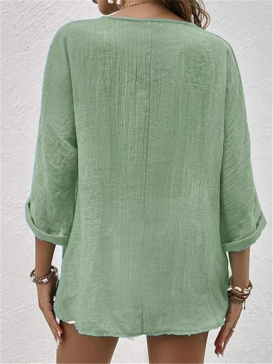 Fayo | Blusa Holgada con Escote en V y Botones