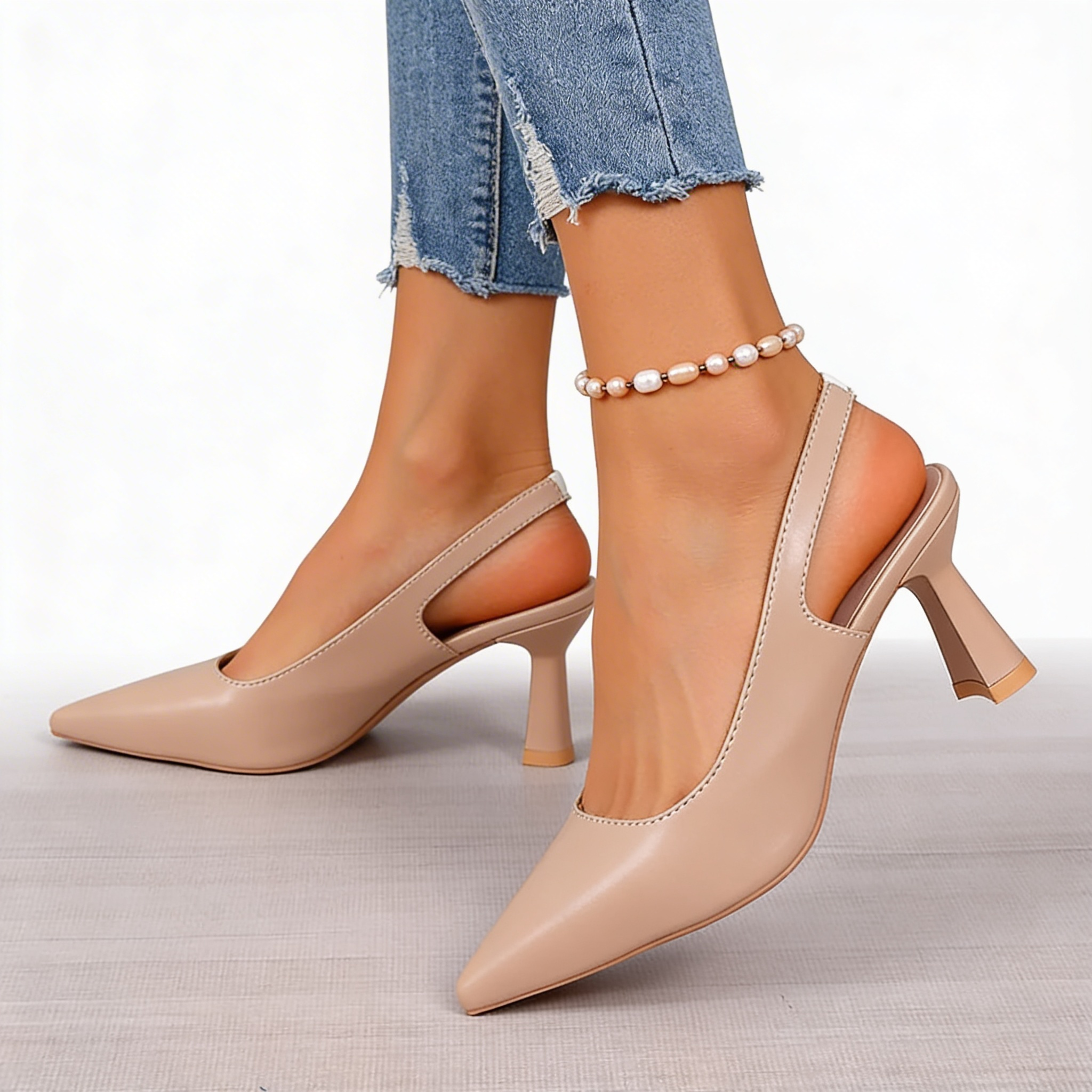 Nadia | Salón Slingback de Tacón Escultural con Puntera Fina en Nude
